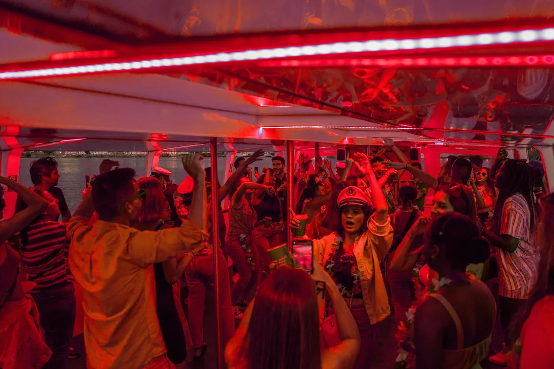 Crowd dancing aboard the Porto Party Boat